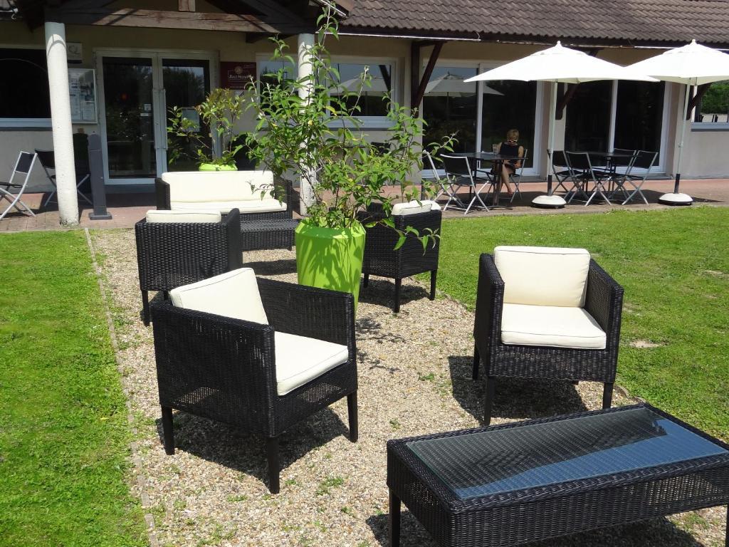 Brit Hotel Rouen Sud Val De Reuil Val-de-Reuil Exteriör bild